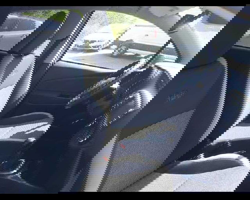 Toyota Yaris usata a Napoli (17)