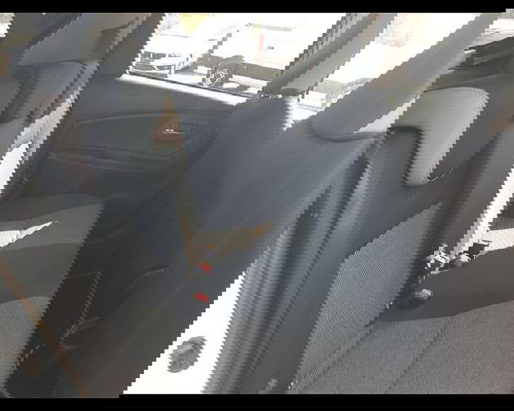 Toyota Yaris usata a Napoli (19)