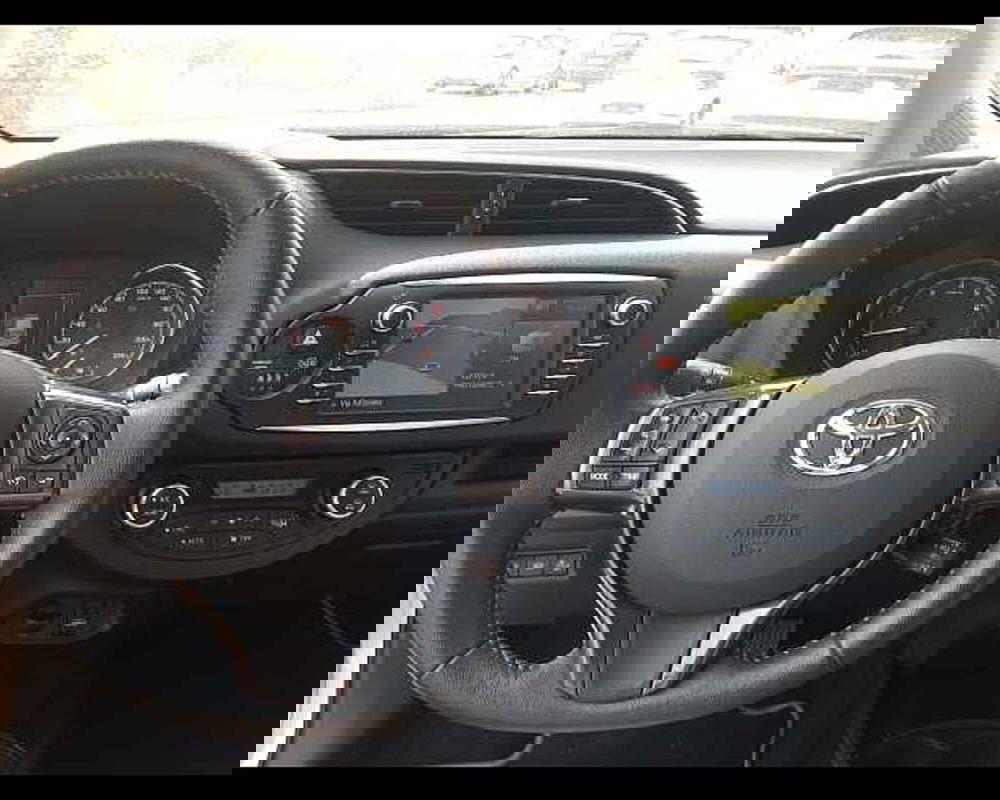 Toyota Yaris usata a Napoli (9)