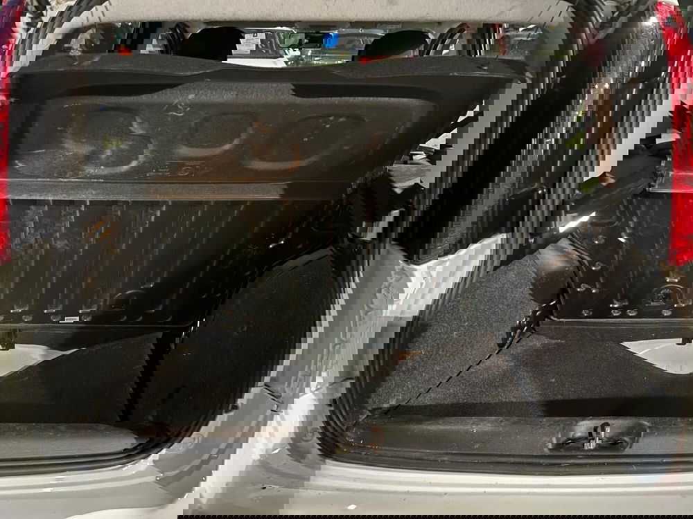 Fiat Panda Cross usata a Milano (10)