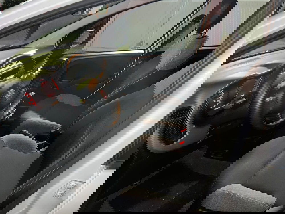 Fiat Panda Cross usata a Milano (11)