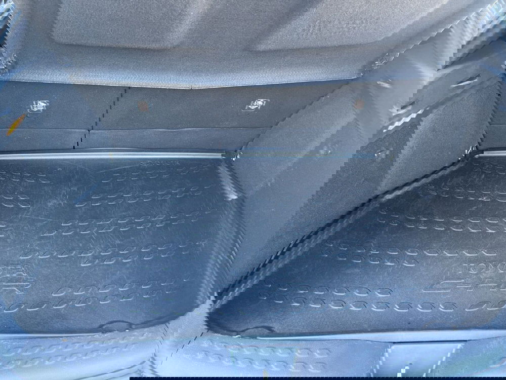 Toyota Toyota C-HR usata a Ragusa (6)