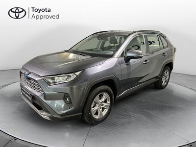 Toyota Rav4 HV (218CV) E-CVT 2WD Active del 2019 usata a Milano