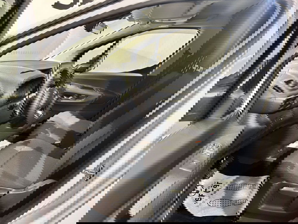 Toyota Proace City nuova a Milano (14)