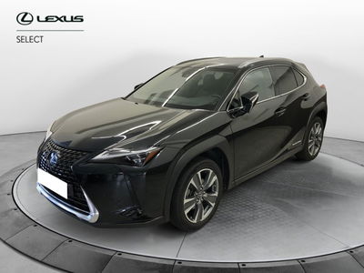 Lexus UX Full Electric Luxury del 2021 usata a Cremona