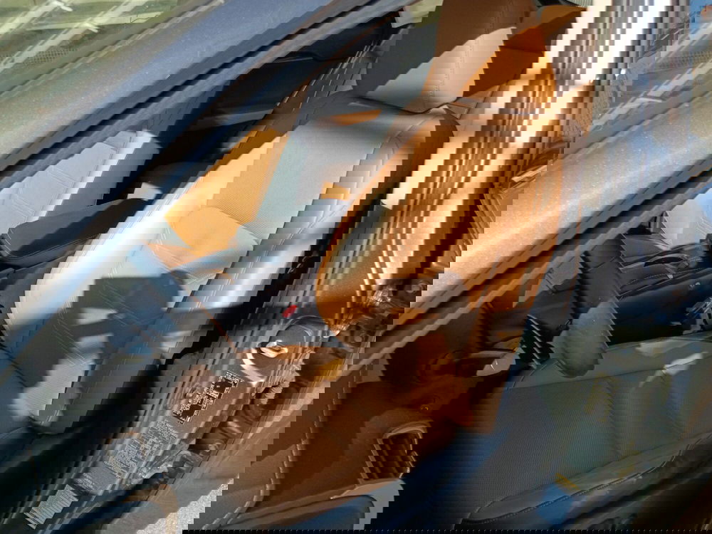 Lexus NX usata a Milano (11)