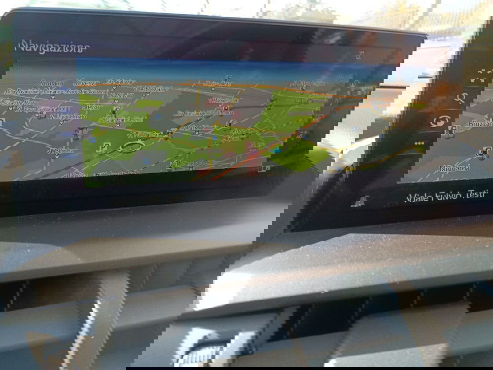 Lexus NX usata a Milano (18)