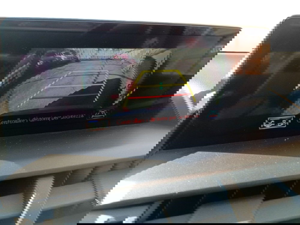 Lexus NX usata a Milano (19)