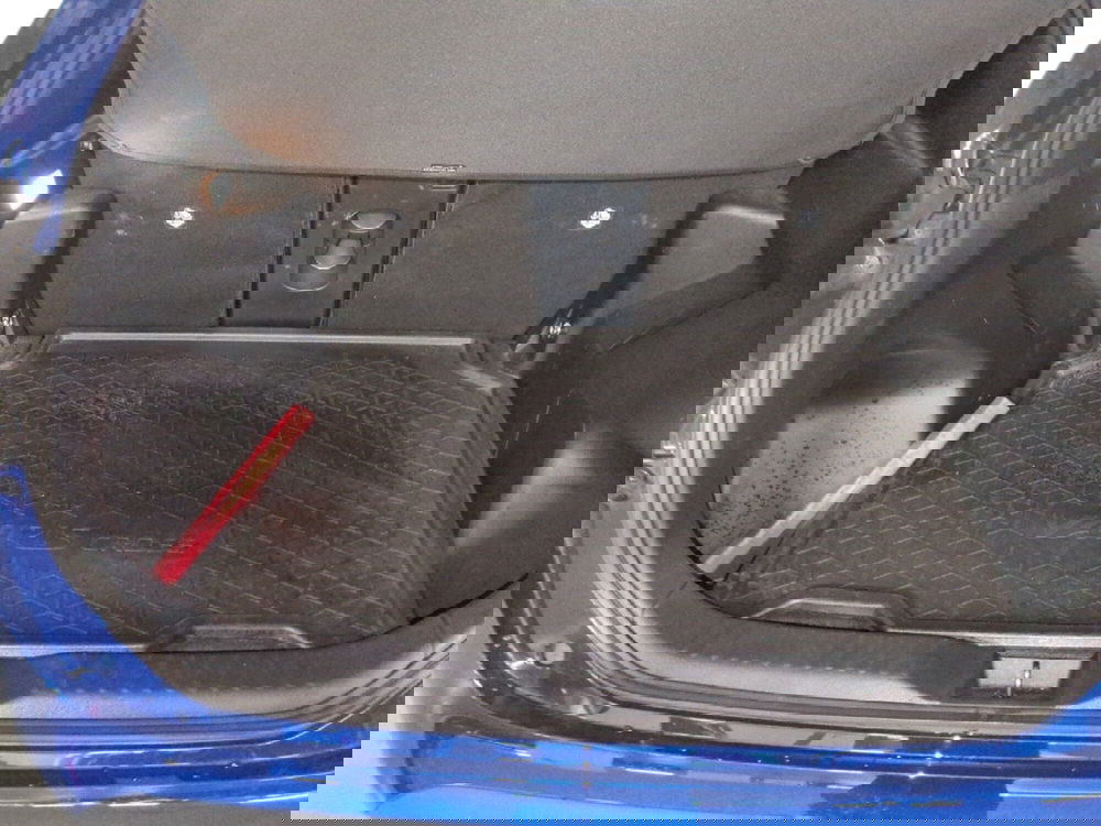 Toyota Yaris Cross usata a Milano (11)