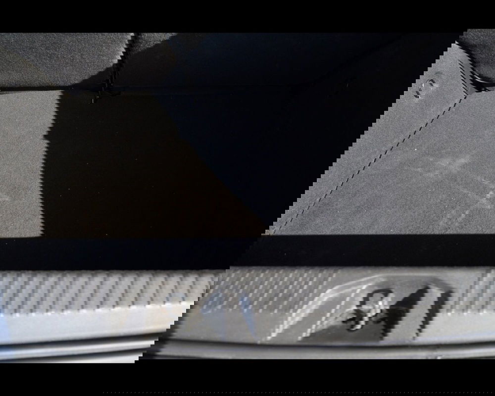 Renault Clio usata a Venezia (15)