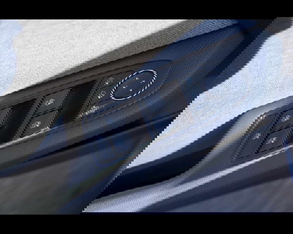 Renault Clio usata a Venezia (17)