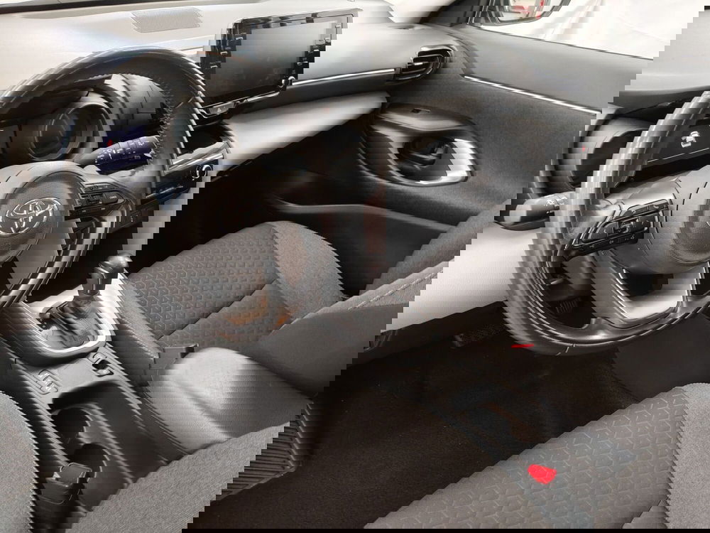 Toyota Yaris Cross usata a Roma (12)