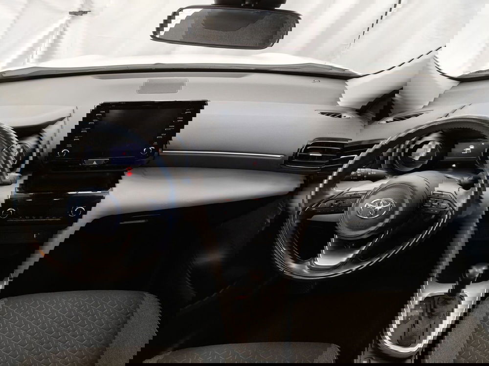 Toyota Yaris Cross usata a Roma (9)