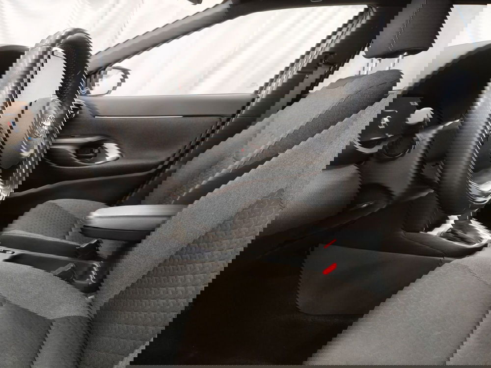 Toyota Yaris Cross usata a Roma (14)