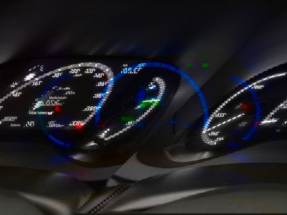 Toyota Yaris Cross usata a Roma (16)