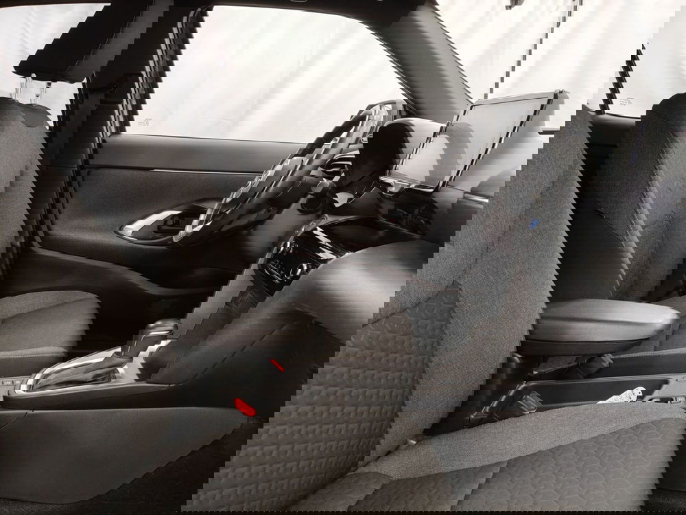 Toyota Yaris Cross usata a Roma (6)