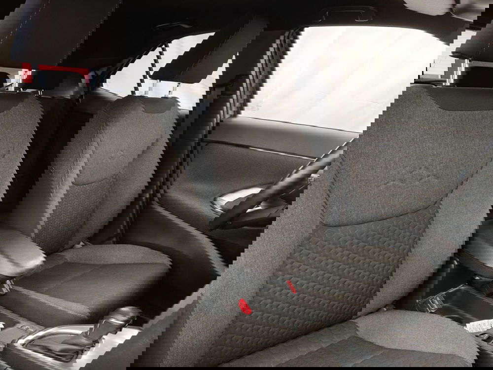 Toyota Yaris Cross usata a Roma (7)