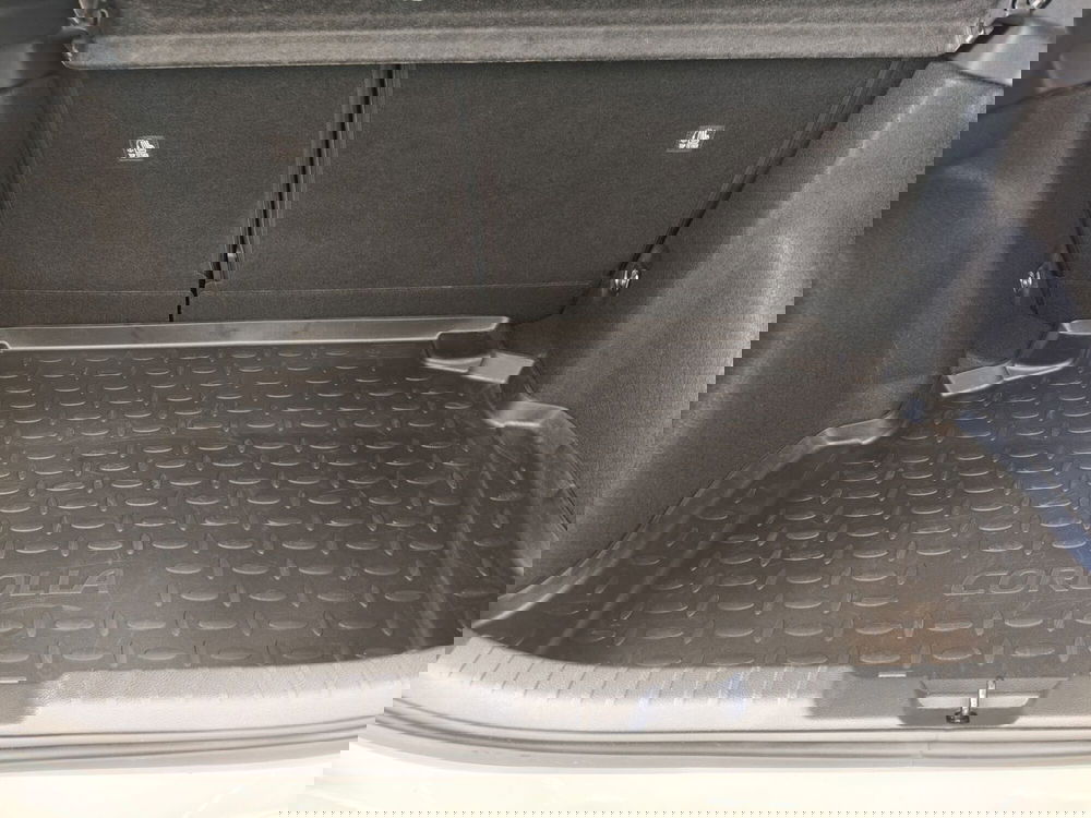 Toyota Corolla usata a Roma (13)