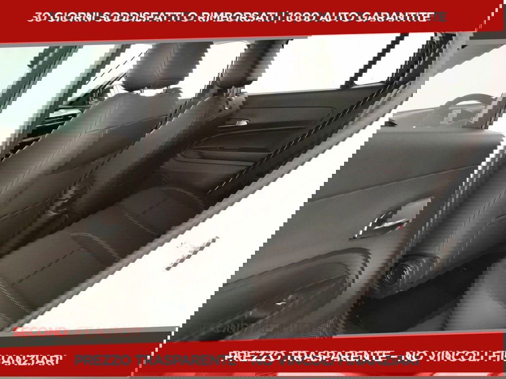 Jeep Avenger usata a Chieti (6)