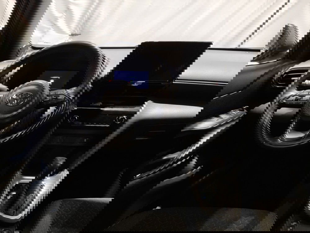 Toyota Yaris Cross usata a Roma (10)