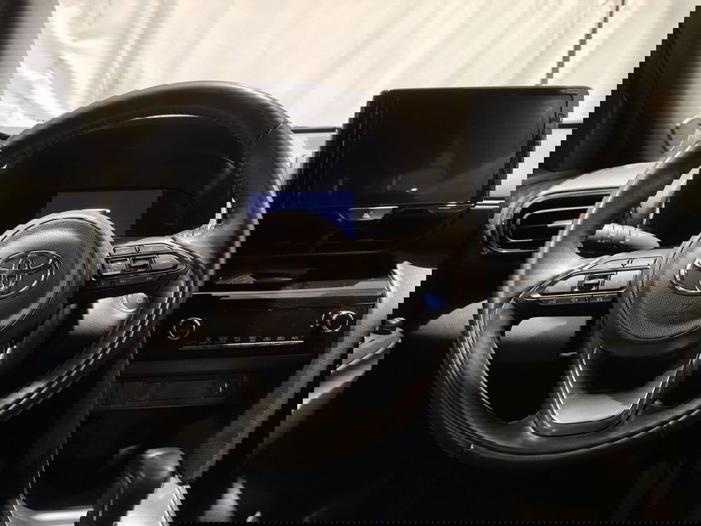 Toyota Yaris Cross usata a Roma (11)