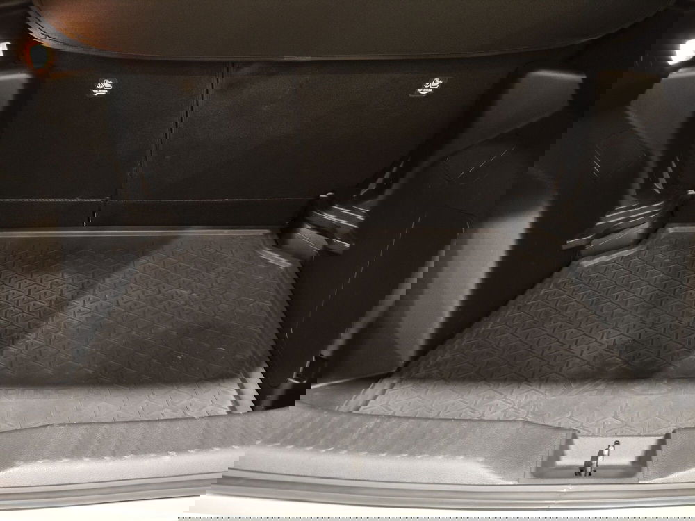 Toyota Yaris Cross usata a Roma (13)