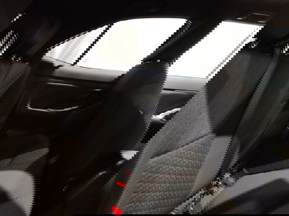 Toyota Yaris Cross usata a Roma (8)