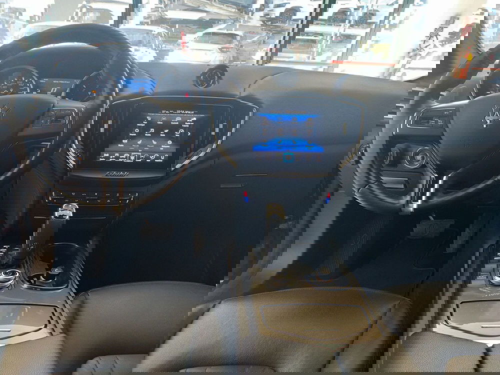 Maserati Ghibli usata a Reggio Emilia (15)