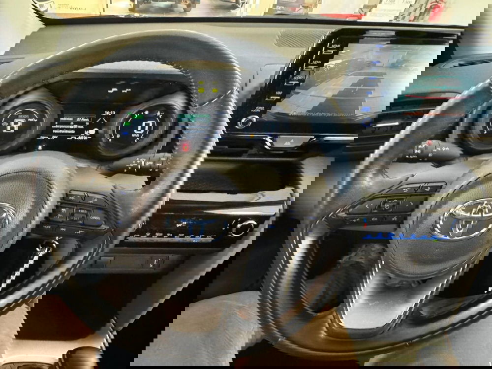 Toyota Yaris Cross usata a Modena (11)