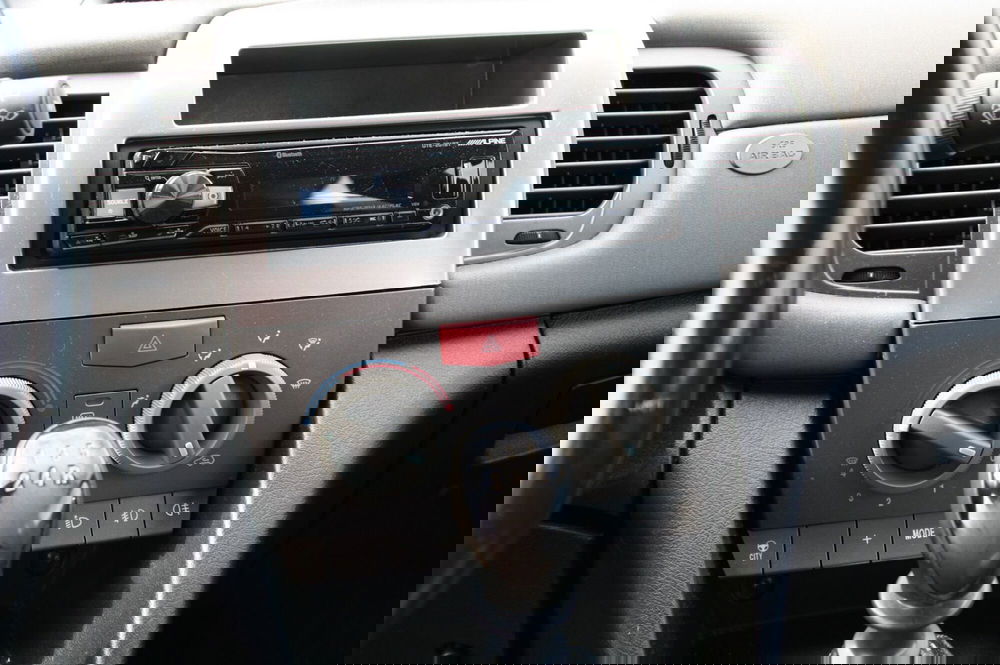 Lancia Ypsilon usata a Pordenone (6)