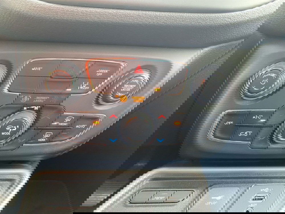 Jeep Compass usata a Bologna (14)