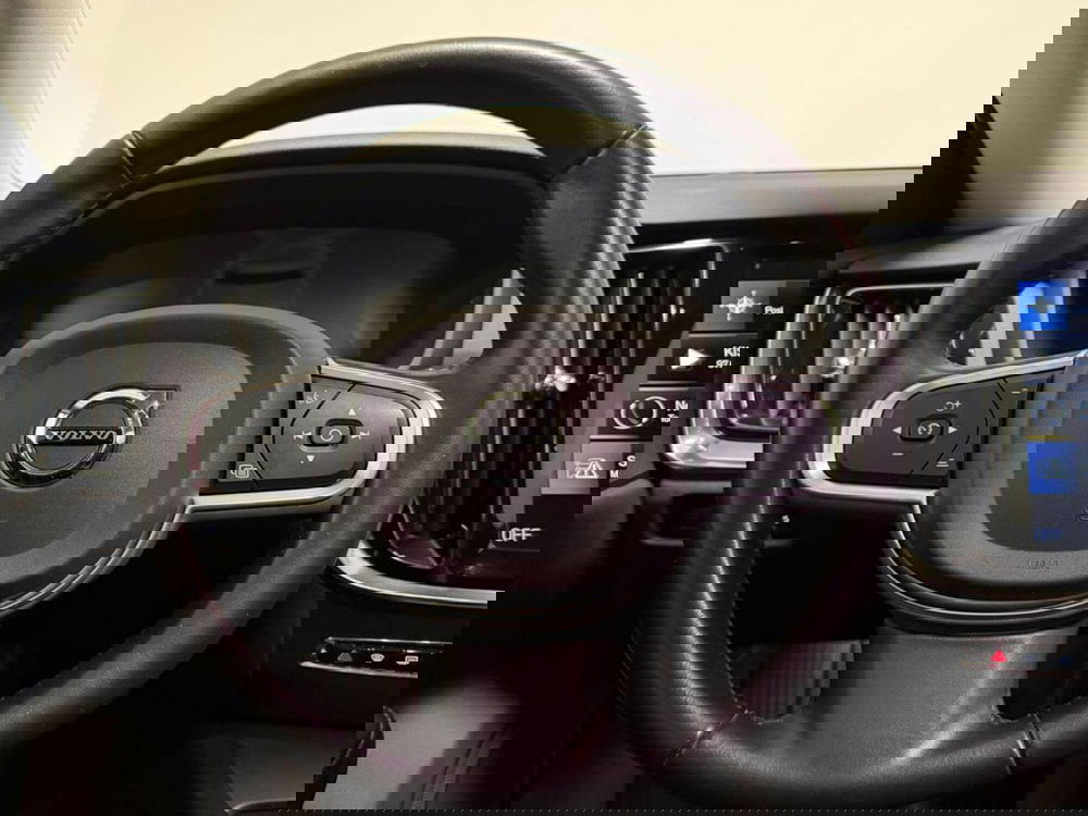 Volvo V60 usata a Como (10)