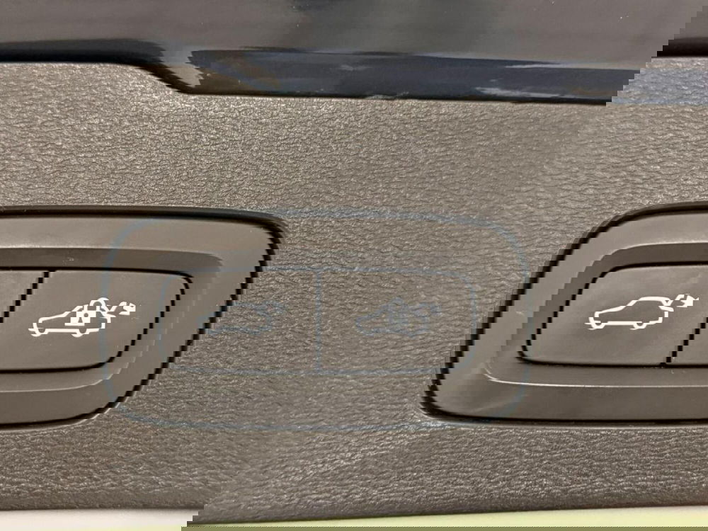 Volvo V60 usata a Como (17)