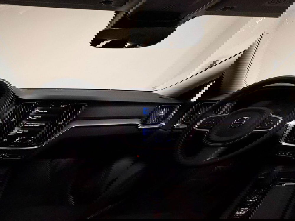 Volvo V60 usata a Como (9)