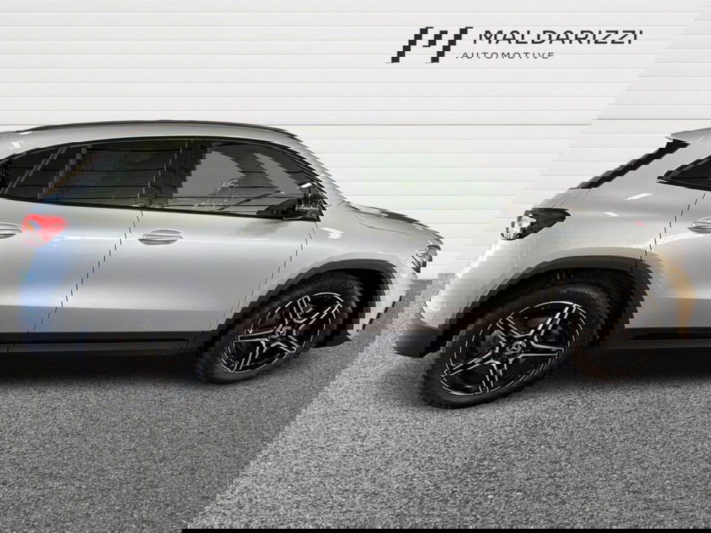 Mercedes-Benz GLA SUV usata a Foggia (15)