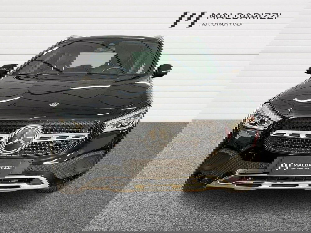 Mercedes-Benz GLA SUV usata a Bari (2)