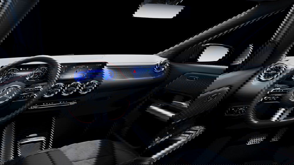 Mercedes-Benz EQA nuova a Milano (9)