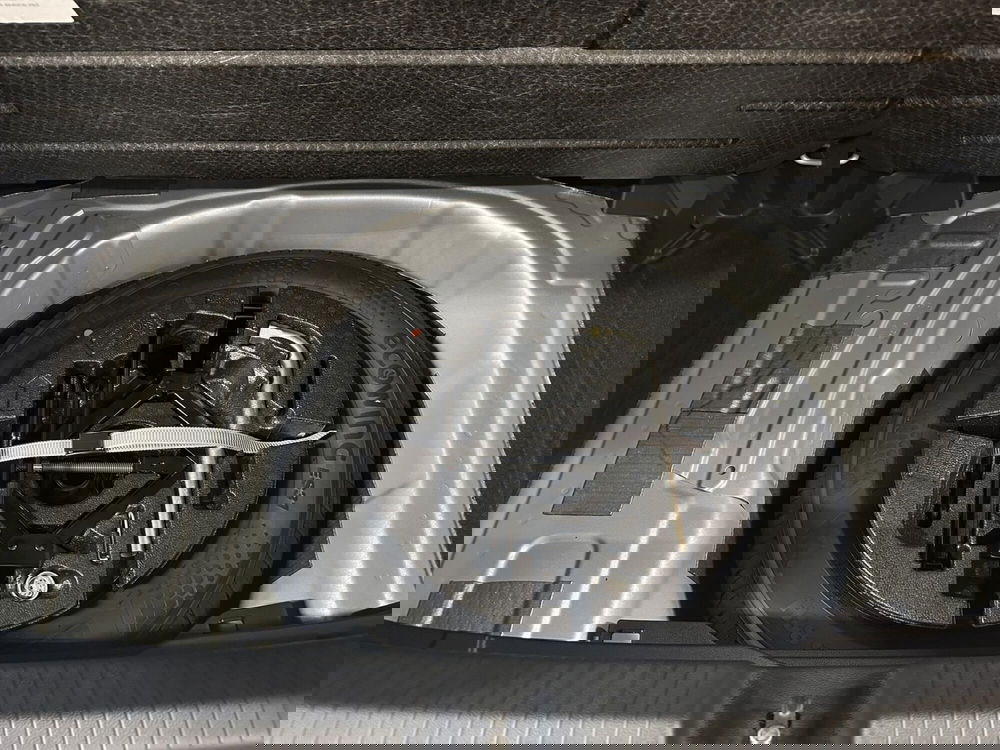 Volkswagen Polo nuova a Padova (14)