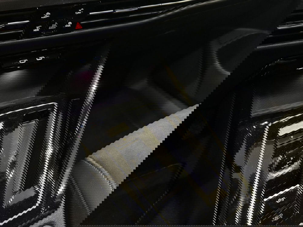 Volkswagen Golf nuova a Padova (11)