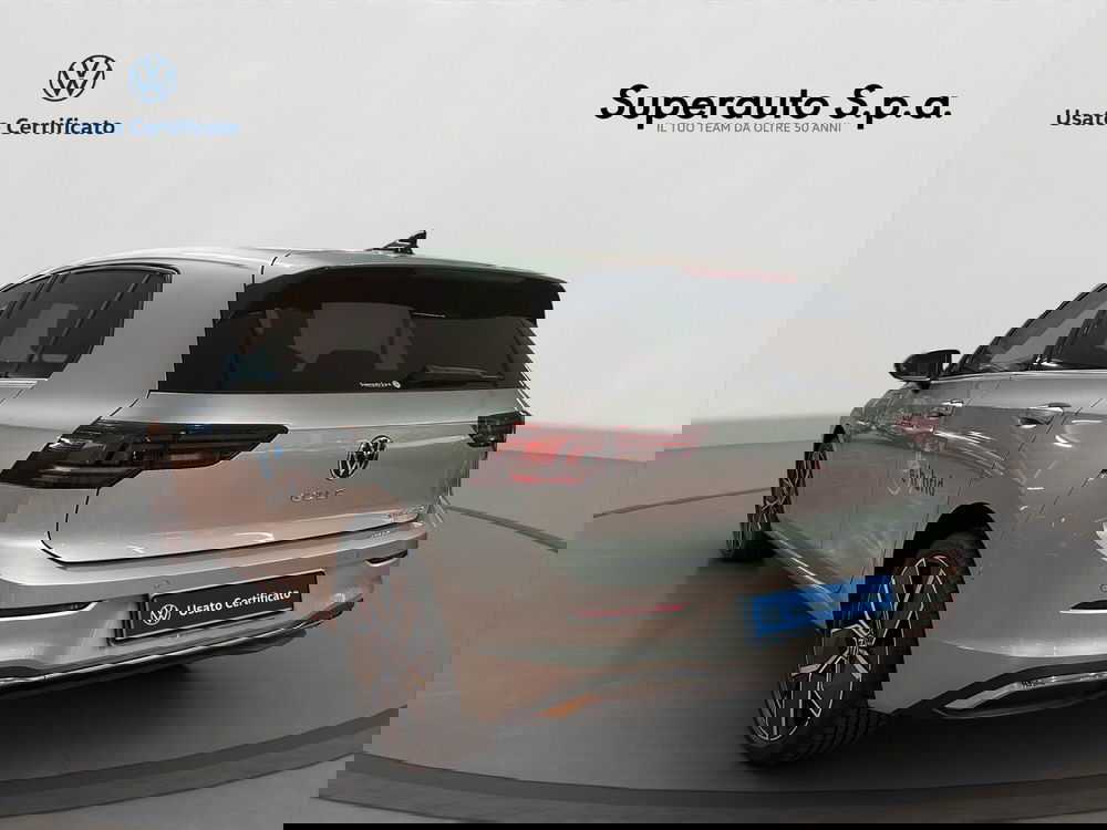 Volkswagen Golf nuova a Padova (4)