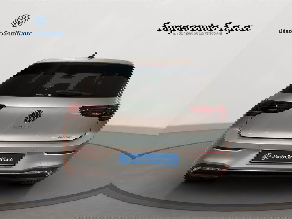 Volkswagen Golf nuova a Padova (4)