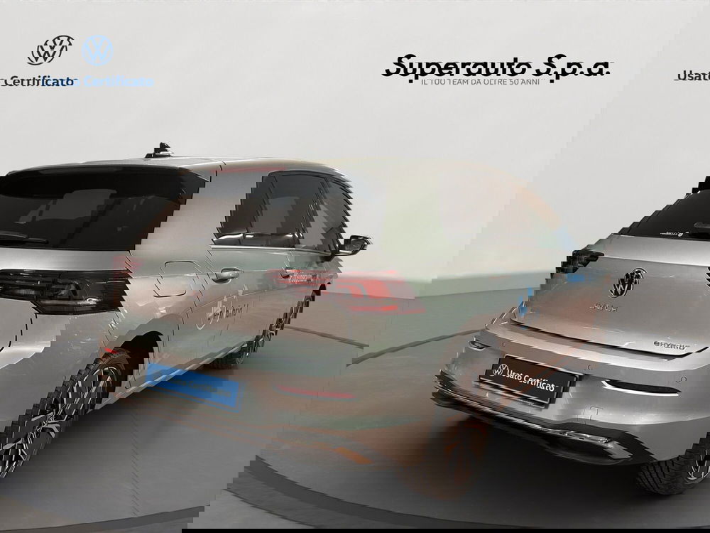 Volkswagen Golf nuova a Padova (5)