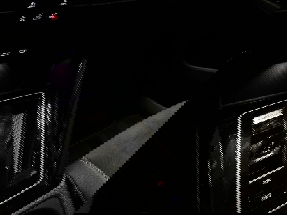 Volkswagen Golf nuova a Padova (11)