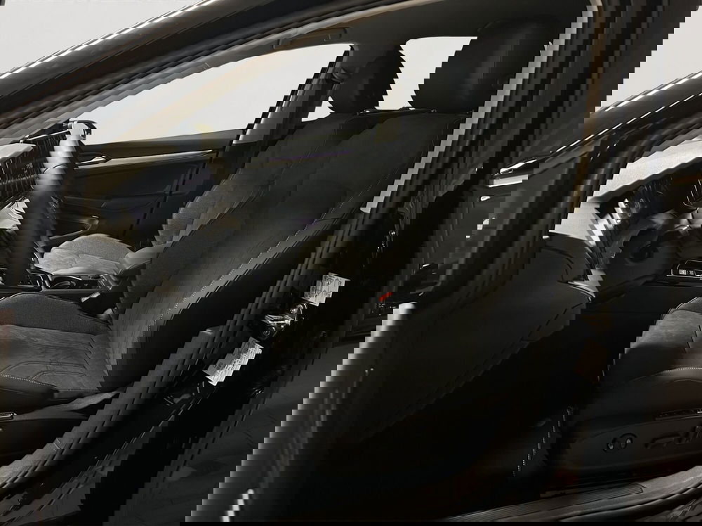 Volkswagen Golf nuova a Padova (7)