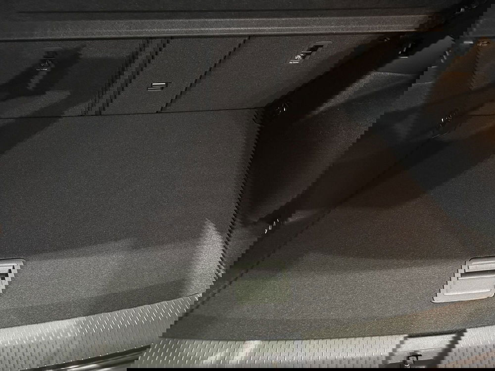 Volkswagen T-Roc usata a Padova (15)