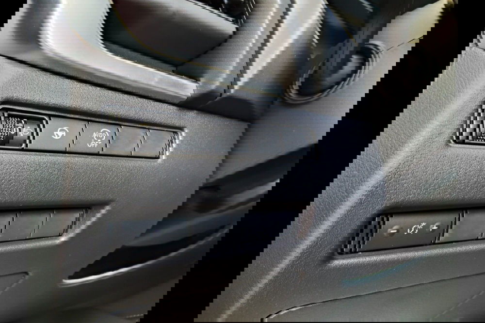 Nissan Qashqai nuova a Pescara (17)