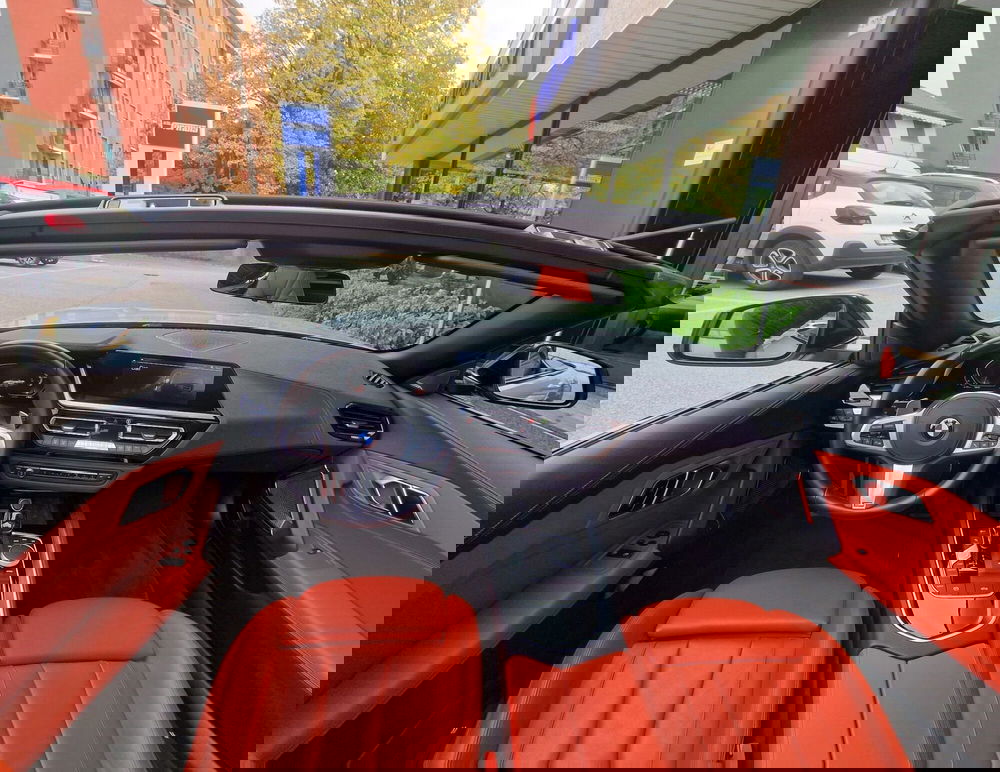 BMW Z4 Cabrio usata a Milano (10)