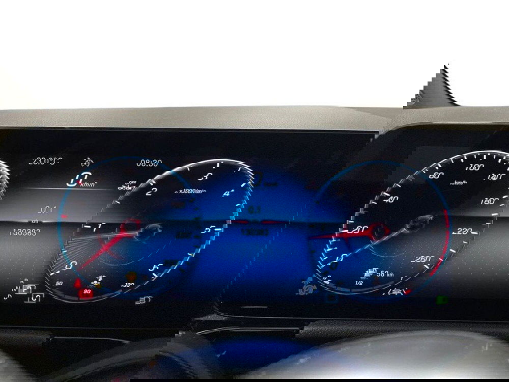 Mercedes-Benz GLA SUV usata a Macerata (9)