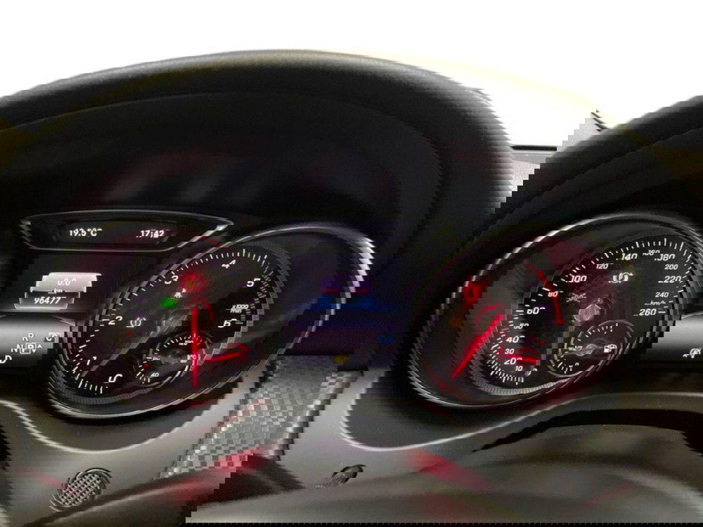 Mercedes-Benz Classe A usata a Macerata (9)