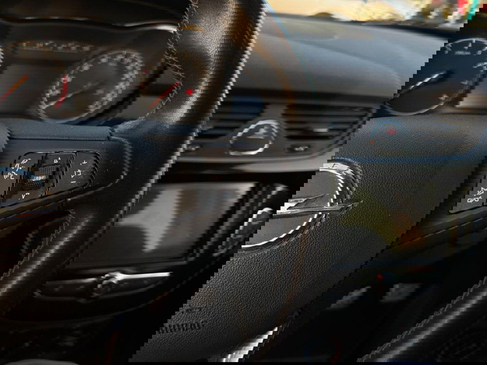 Opel Corsa usata a Vercelli (7)